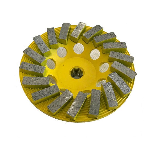 Image of Syntec 4.5" 18 SEG Threaded Spiral Cup Wheel